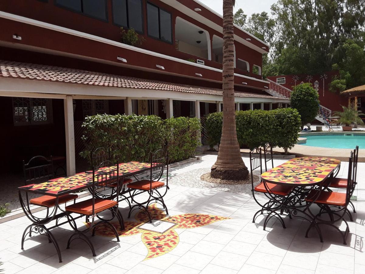 Hotel Grazia Maria M'Bour Exterior foto
